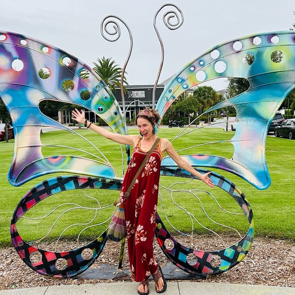 Meet your Posher, Sassy Lil Hippie - Picture 1 of 4